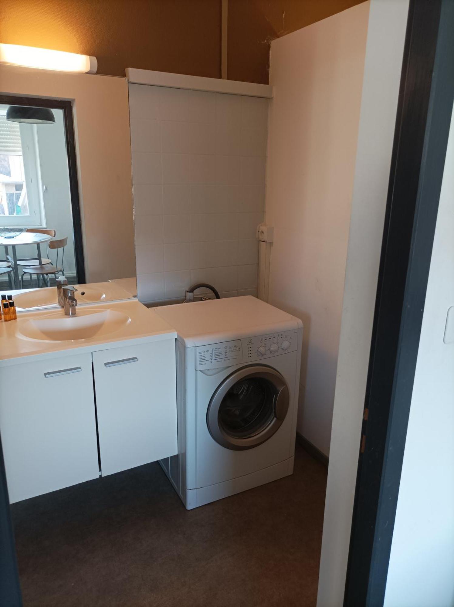 "La Cle Des Champs"-Meuble De Tourisme 3 Etoiles -Residence "Les Logis De Beziers"-Garage Optionnel-Coeur De Ville-Plages A 16Km ! Ngoại thất bức ảnh